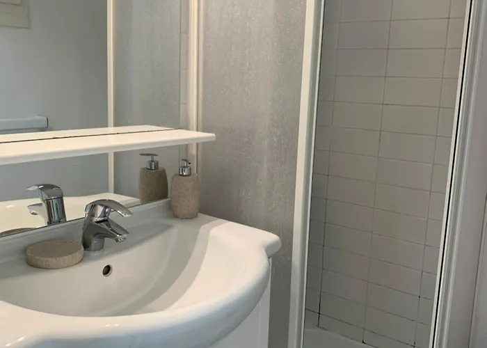 Lägenhet T2 En Rez De Jardin Avec Piscine Le Lavandou