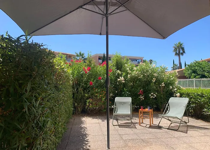 T2 En Rez De Jardin Avec Piscine Lägenhet